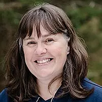Yvonne Holm