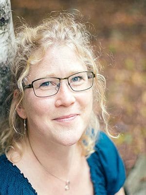 Miriam Sundlöf, Djurröd. Cert. Helhetsterapeut, lärare och djurkommunikatör på HelhetsCentrum