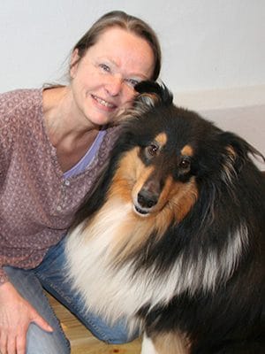 Sabine-Gartner 300×400 Sabine Gartner, Lövestad. Cert. Helhetsterapeut, lärare och djurkommunikatör på HelhetsCentrum