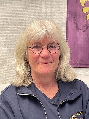 Sylvia Roos, Vimmerby. Cert. Helhetsterapeut, lärare och djurkommunikatör på HelhetsCentrum